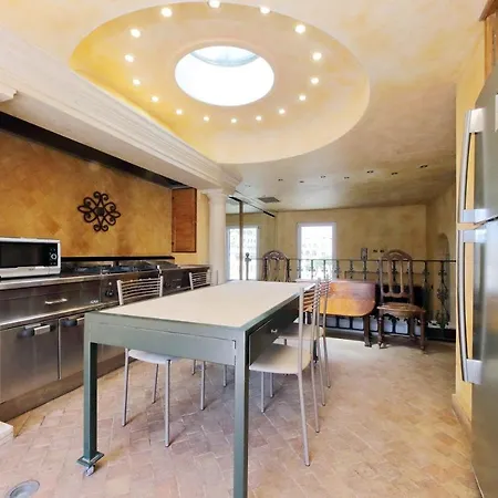 Apartament Monterey Terrace *